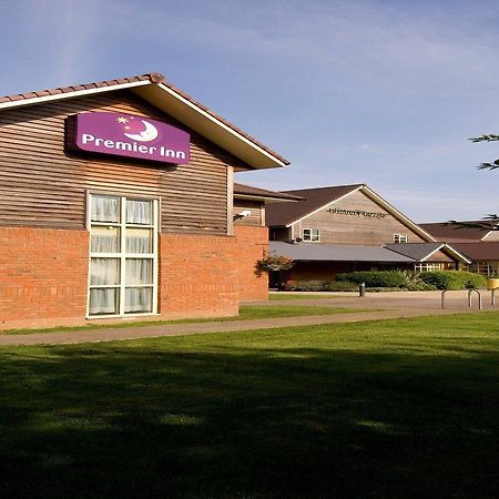 Premier Inn Tewkesbury Extérieur photo