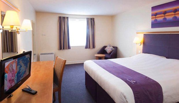 Premier Inn Tewkesbury Extérieur photo